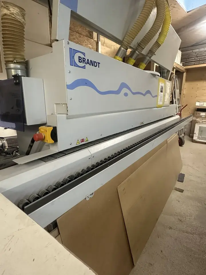 Réserve de chants en bois massif, atelier AMG Agencements